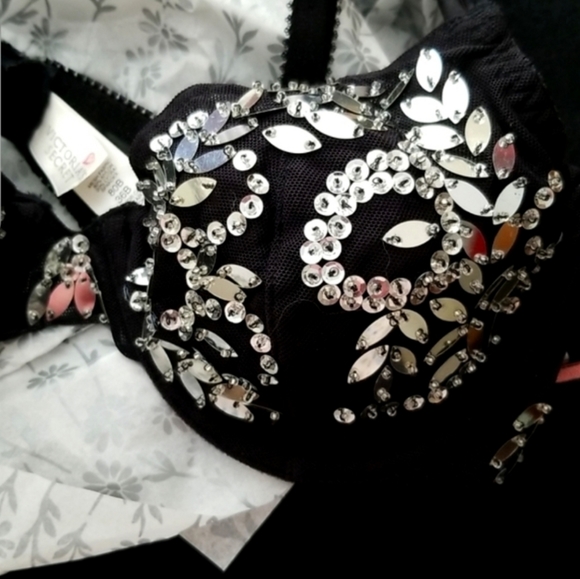 💕VINTAGE VICTORIA SECRET SEQUENCE BRA💕 - Picture 6 of 9